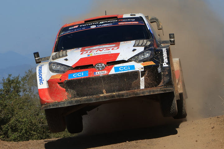 ΕΚΟ Ράλλυ Ακρόπολις: Ο Κάλε Ροβάνπερα νικητής για δεύτερη φορά