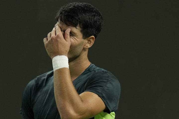 Ο Αλκαράθ απέσυρε τη συμμετοχή του από το Rome Masters λόγω τραυματισμού