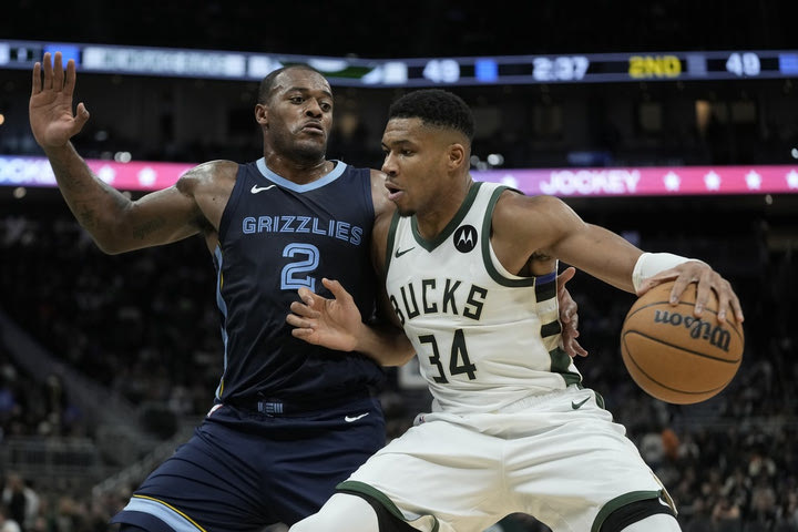 NBA, Γιάννης Αντετοκούνμπο: Οι καλύτερες στιγμές από την 26αρα του κόντρα στους Γκρίζλις