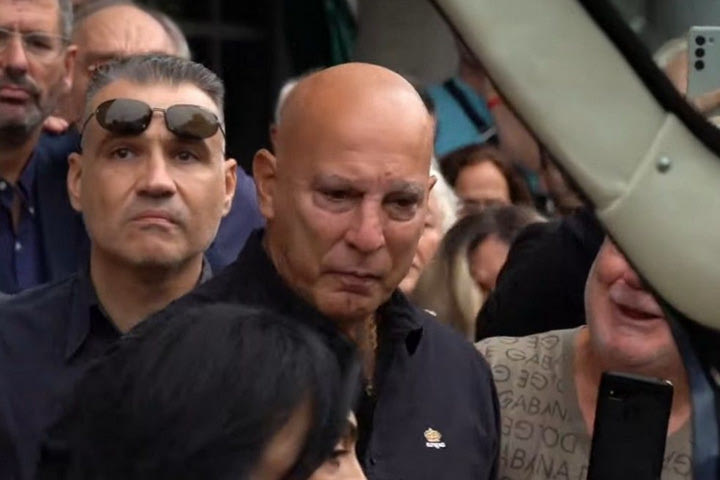 Γιάννης Ιωαννίδης, συγκλονιστικό VIDEO:Τα βουρκωμένα μάτια του Γκάλη και τα συνθήματα των φίλων του Άρη στο λαϊκό προσκύνημα