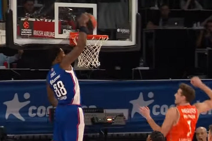 EuroLeague: Ιπτάμενος Ταϊρίκ Τζόουνς στην κορυφή του Top-10 της 4ης αγωνιστικής