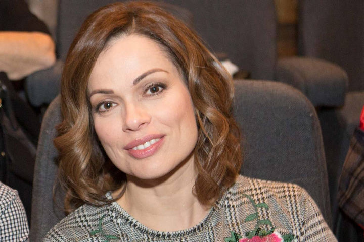Η Δάφνη Λαμπρόγιαννη έχει κακοποιηθεί πολλές φορές και επανέφερε μία συζήτηση που «ξεχάσαμε»