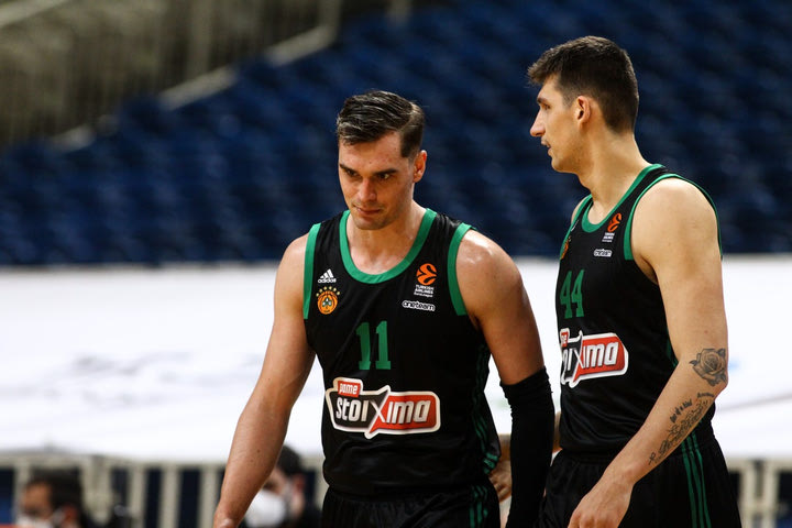 Χεζόνια σε άπταιστα ελληνικά για τον Μήτογλου: “Κακός είσαι Ντινάρα, κακός είσαι αδερφέ”