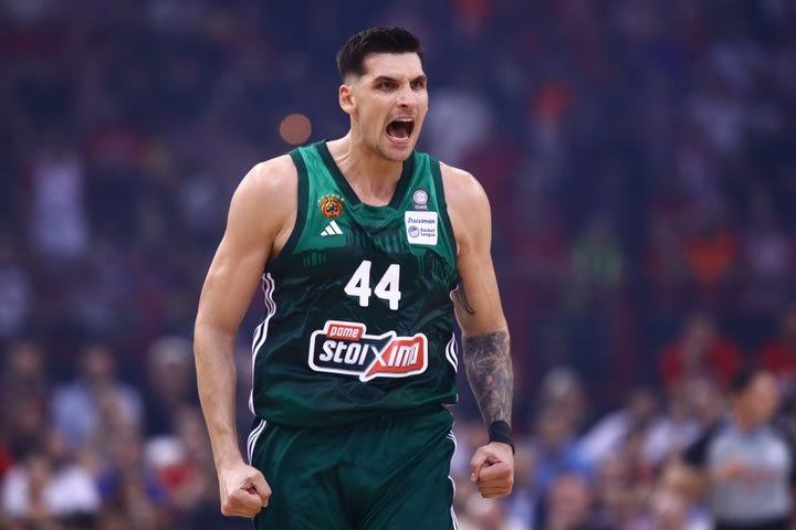 Ολυμπιακός – Παναθηναϊκός 54-66: Μυθικός Μήτογλου για τη μεγάλη πράσινη επιστροφή