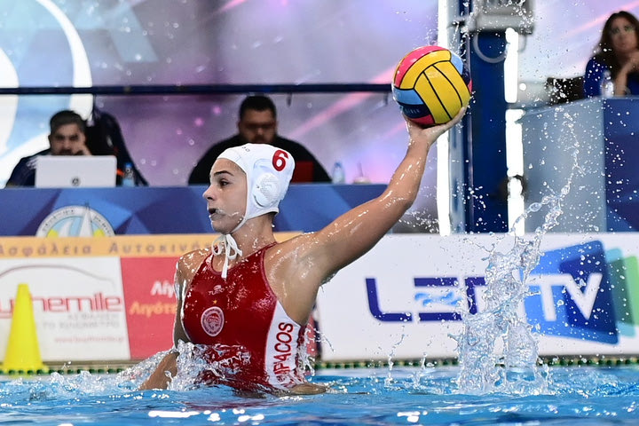 Ολυμπιακός – Ούιπεστ 15-8: Άνετη επικράτηση για τις ερυθρόλευκες