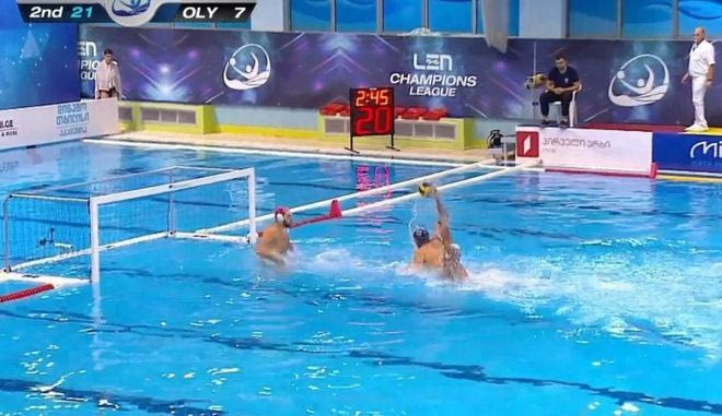 Καταιγιστικός ο Ολυμπιακός, δεν αφήνει περιθώριο αντίδρασης στην Ντιναμό Τιφλίδας
