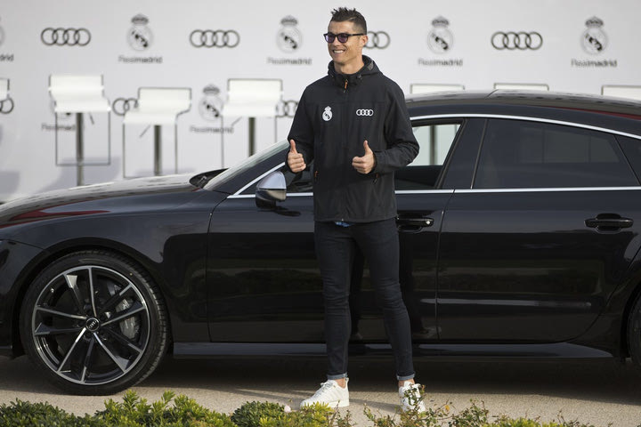 Ρονάλντο: Τα πιο ακριβά super cars της συλλογής του Πορτογάλου σταρ