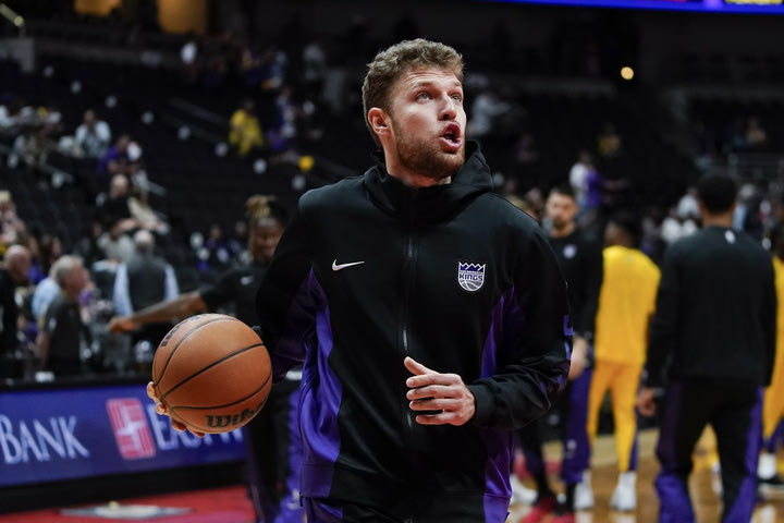 NBA, Βεζένκοβ: Στην βασική πεντάδα των Κινγκς στο τελευταίο  φιλικό της preseason κόντρα στους Τζαζ