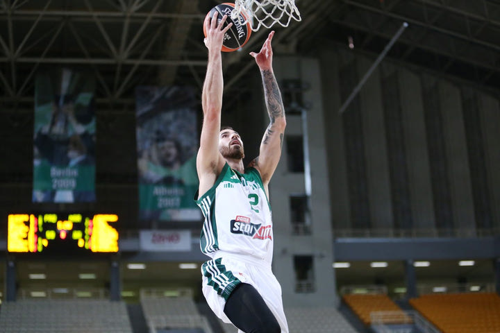 Παναθηναϊκός – Μαρούσι 82-71: Περίπατος στο άδειο ΟΑΚΑ, σε παιχνίδι με ένταση και δύο ντισκαλιφιέ