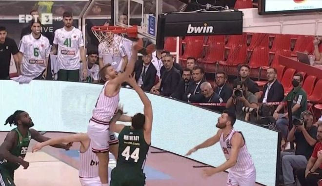 Η εντυπωσιακή τάπα του Γουόκαπ στον Μήτογλου