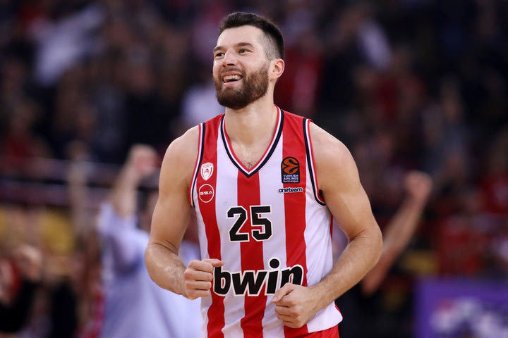 Προγνωστικά EuroLeague: Ο Πίτερς σκοράρει, ο Σενγκέλια παίρνει ριμπάουντ, Bet Builder σε απόδοση 5.00