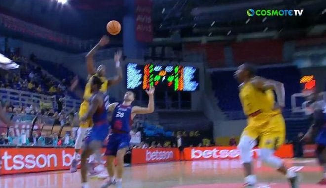 Η alley oop συνεργασία ΜαΚρέι – Καμπενγκέλε