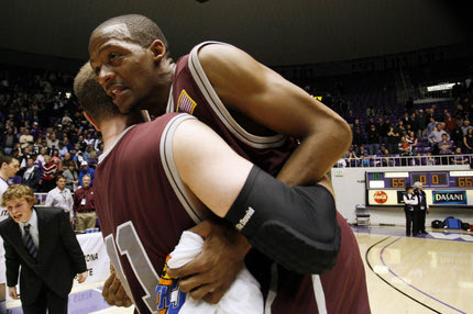 Πέθανε ο Άντονι Τζόνσον