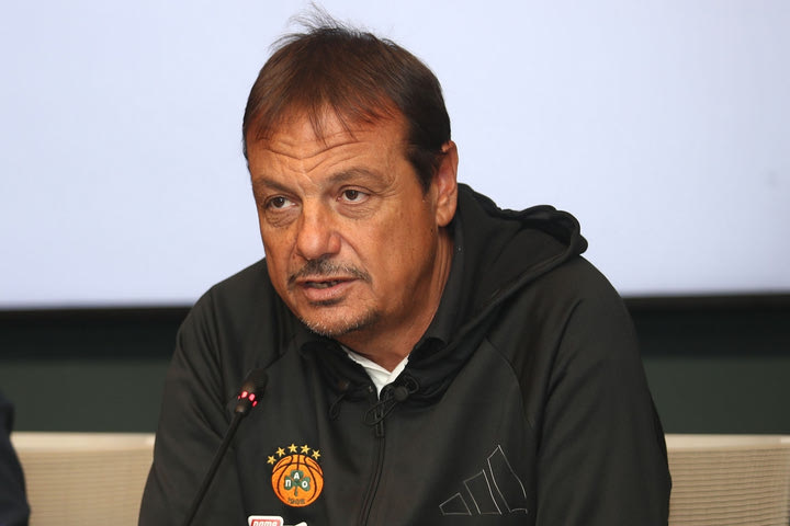 Αταμάν: “Θα παλέψουμε για τον τίτλο της EuroLeague, οι φίλαθλοί μας να κλείσουν εισιτήρια για τα επόμενα ματς, ίσως και για Final Four”