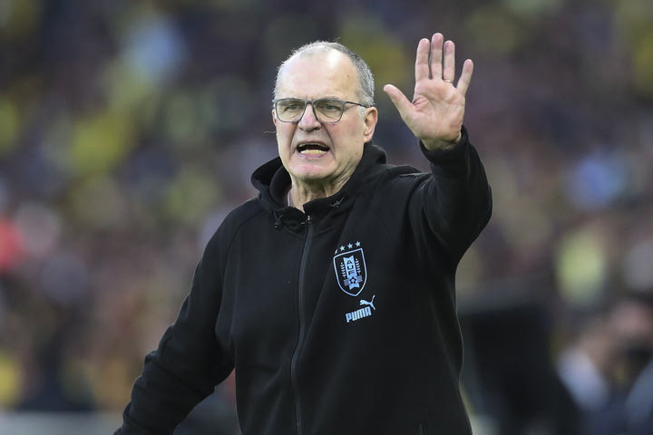 Μπιέλσα: “Να ρωτήσουμε τον Μέσι ποιος είναι ο καλύτερος τρόπος να τον σταματήσουμε”