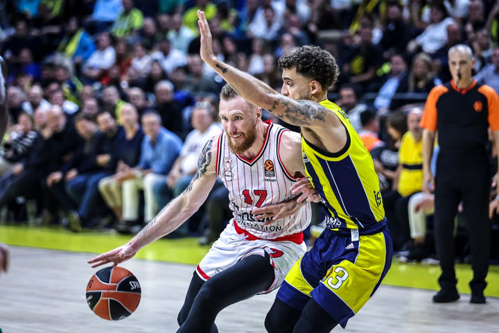 Η βαθμολογία της EuroLeague μετά από την ήττα του Ολυμπιακού στην Κωνσταντινούπολη