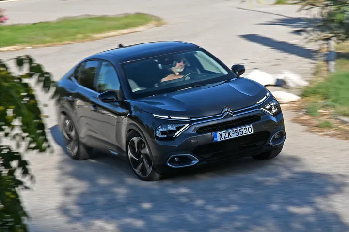 Δοκιμή του πολυπρόσωπου Citroen C4X με τους 130 ίππους