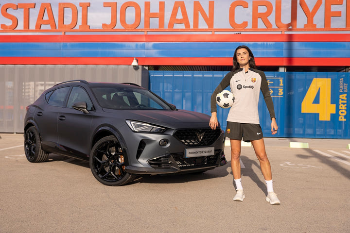 Οι ποδοσφαιρίστριες της Barcelona κινούνται με Cupra, SUV και όχι μόνο