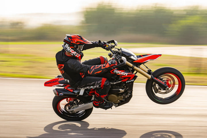 Τι κάνει το Ducati Hypermotard 698 Mono νέο σημείο αναφοράς στα Supermotards