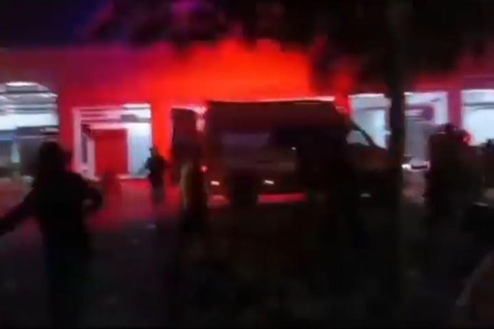 Εκουαδόρ: Πυροβολισμοί με δύο νεκρούς και έξι τραυματίες έξω από το γήπεδο της Έμελεκ