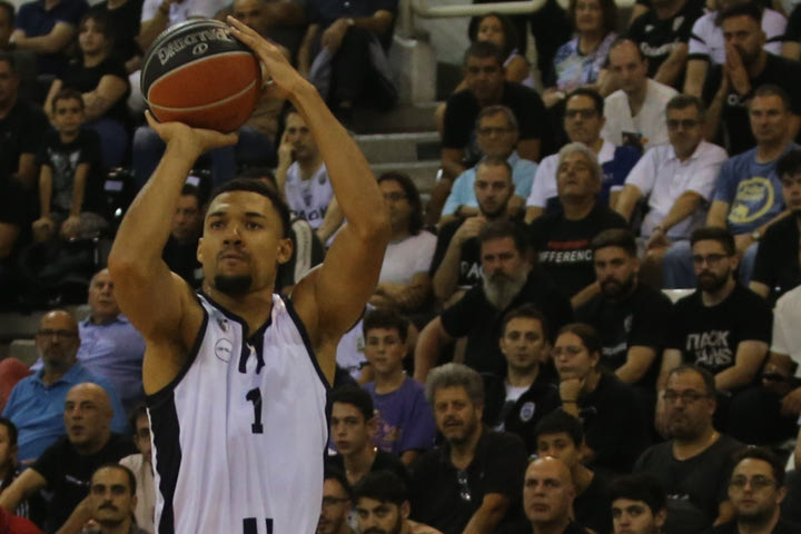 ΠΑΟΚ: Ο Σκάιλερ Φλάτεν σκόραρε μετά από 31 άστοχα σουτ