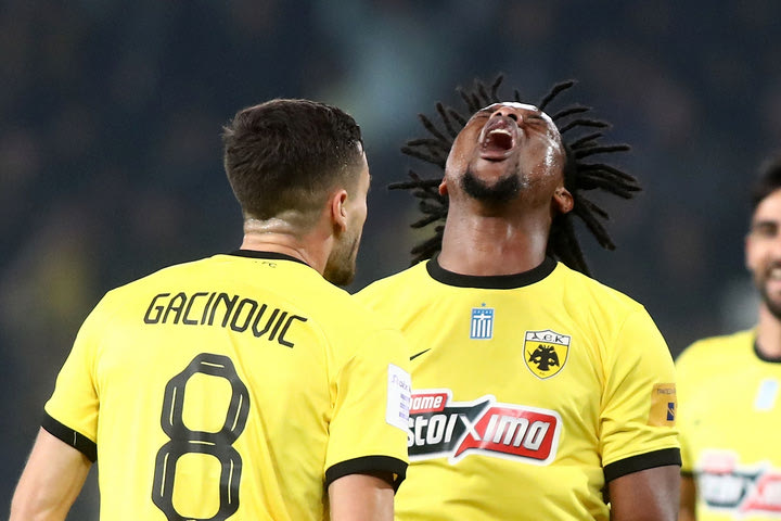 ΑΕΚ – Λαμία 3-0: Γκαρσία και Αραούχο ξεμπούκωσαν και η Ένωση πήρε το τρίποντο