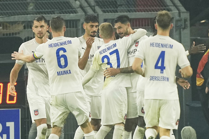 Χάιντενχαϊμ – Στουτγκάρδη 2-0: Οι νεοφώτιστοι προσγειώσαν απότομα τους Σουηβούς