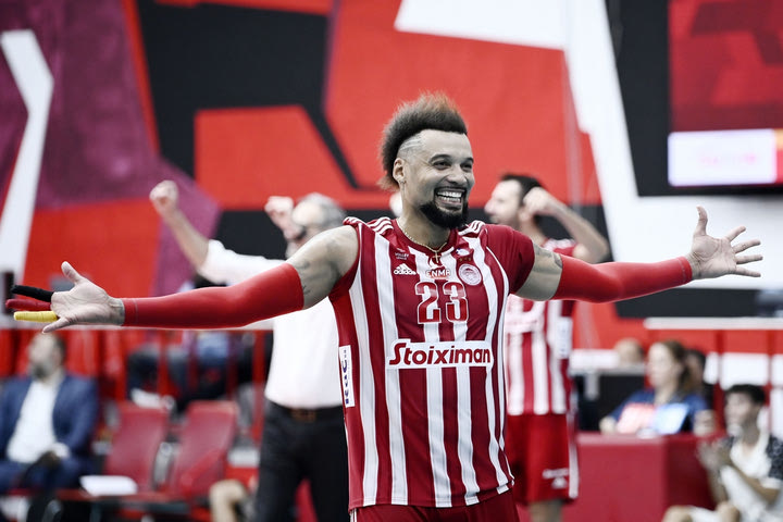 Αρκάντα Γκαλάτι – Ολυμπιακός 1-3: Θρυλική ανατροπή στη Ρουμανία και επιστροφή τους ομίλους του Champions League