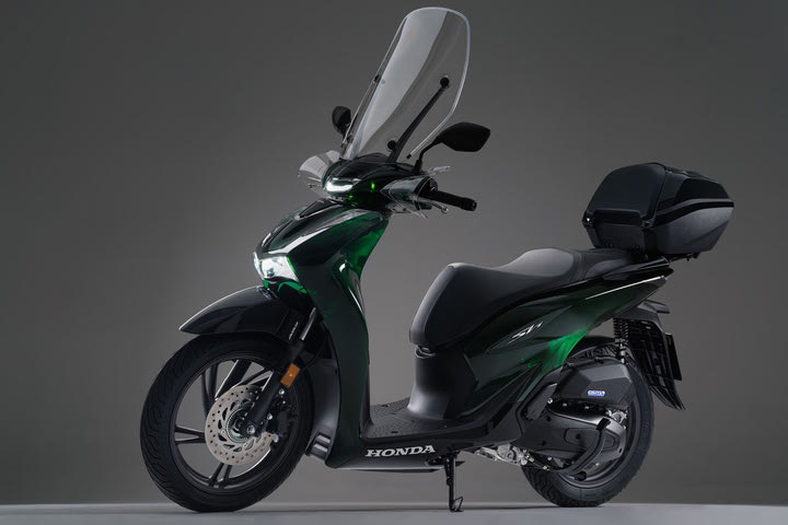 Αυτά είναι τα νέα Scooters της Honda για το 2024