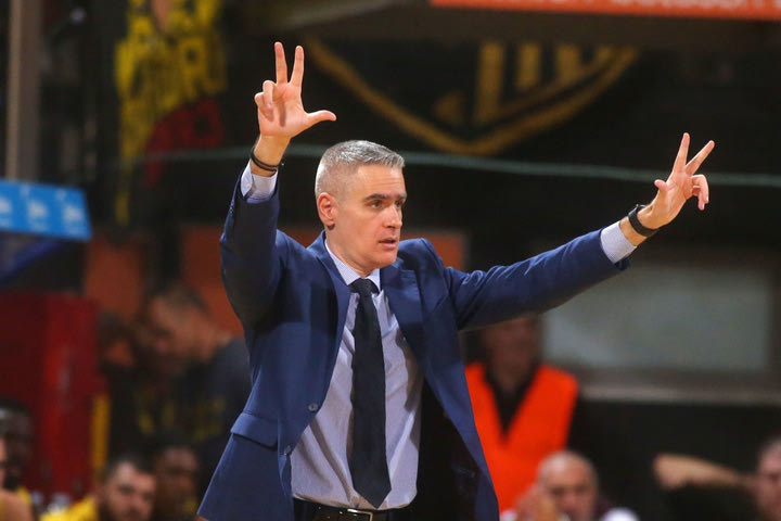 Καστρίτης: “Δεν ασχολούμαστε με ό,τι λέγεται, ο Άρης έχει την καλύτερη άμυνα στο EuroCup”