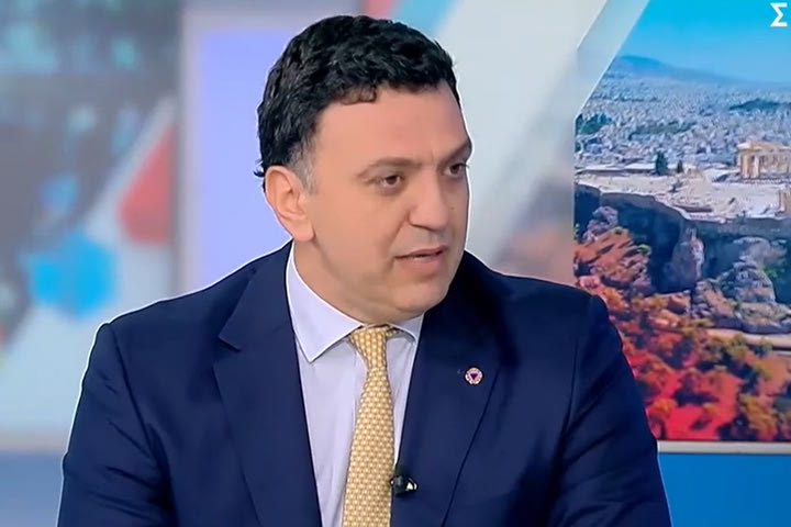 Έξαλλος ο Κικίλιας με τον Παπαδημητρίου: “Υποτιμητικό και προσβλητικό το “υπουργός μπασκετμπολίστας””