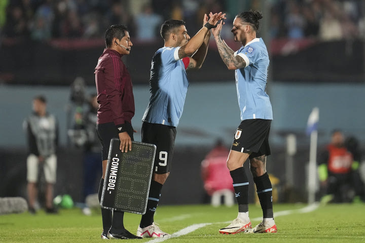 Σουάρες για Νούνιες: “Έχω ένα από τα καλύτερα 9αρια στον κόσμο μπροστά μου, πρέπει να τον στηρίξουμε και να τον απολαύσουμε”