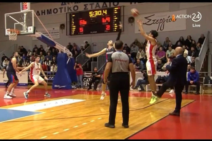 Elite League: Ο Λυκογιάννης δέχθηκε τεχνική ποινή επειδή θεωρήθηκε πως προσπάθησε να “παρενοχλήσει” τον Σαμοντούροβ την ώρα του σουτ
