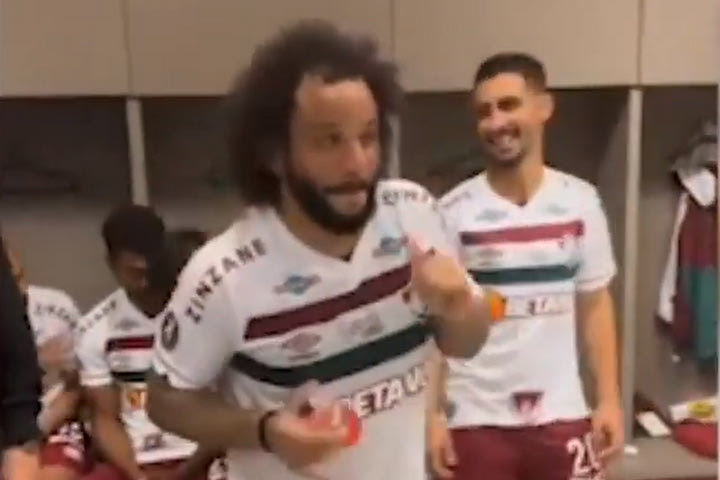 Μαρσέλο: Ο ξέφρενος χορός του στα αποδυτήρια του Μαρακανά μετά την κατάκτηση του Copa Libertadores