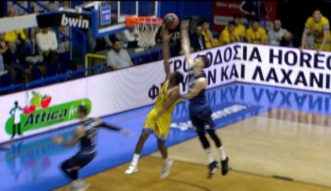 Η τάπα του Νεοκλή Αβδάλα στον Κένι Ουίλιαμς