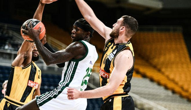 Τα highlights από την δύσκολη νίκη του Παναθηναϊκού κόντρα στην ΑΕΚ Betsson