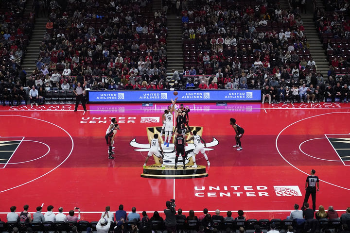 NBA: Τρέλα για τα χρωματιστά παρκέ των ομάδων λόγω του In-Season Tournament