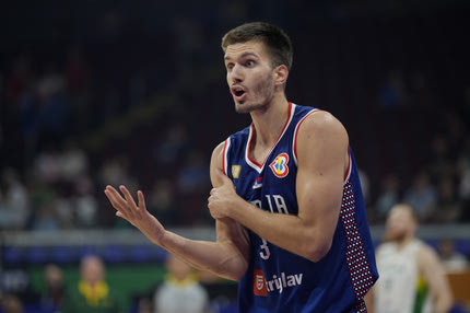 Σακραμέντο Κινγκς: Ζορίζει η αποδέσμευση Πετρούσεβ, 6-8 εβδομάδες έξω ο Άλεξ Λεν