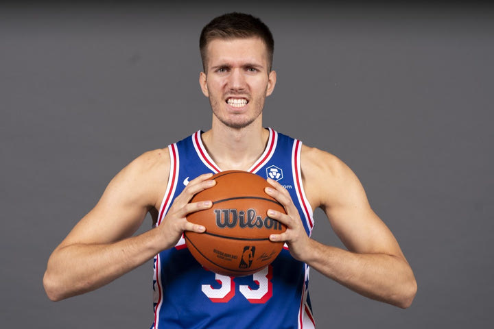 NBA: Οι Κλίπερς ανακοίνωσαν τους Χάρντεν, Πετρούσεβ και Τάκερ
