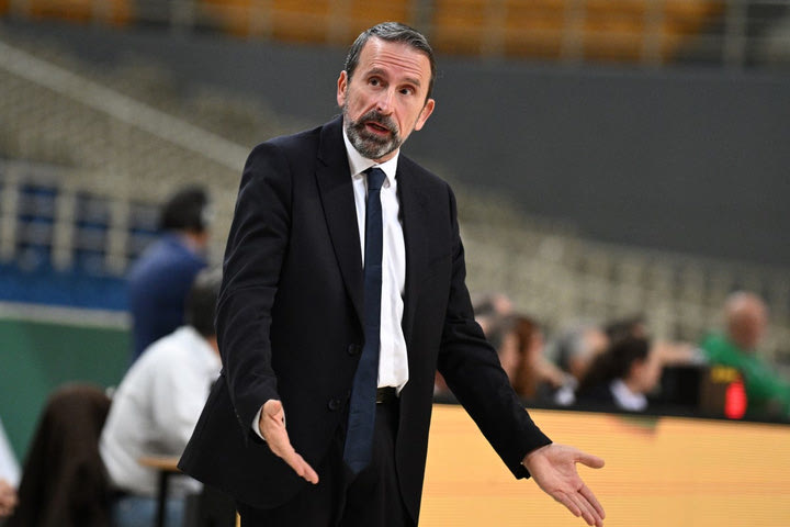 Ο Ζουάν Πλάθα νέος προπονητής της Ανδόρα και του Νίκου Χουγκάζ