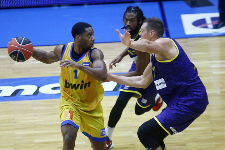Περιστέρι bwin – Λαύριο 89-87: Ζορίστηκε, αλλά πήρε τέταρτη συνεχόμενη νίκη η ομάδα του Σπανούλη