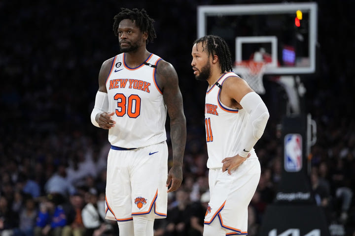 NBA, τα αποτελέσματα της βραδιάς: Περίπατος των Νικς στο Κλίβελαντ κόντρα στους Καβαλίερς, άνετα οι Κλίπερς τους Μάτζικ