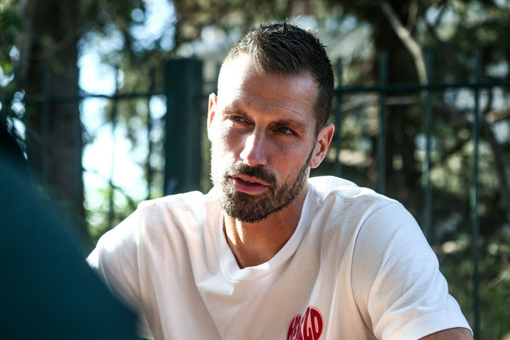 Ο Μοργκάν Σναϊντερλάν στο SPORT24: “Μετάνιωσα που έφυγα από τη Γιουνάιτεντ έξι μήνες μετά, η Κηφισιά το τέλειο πακέτο για μένα”