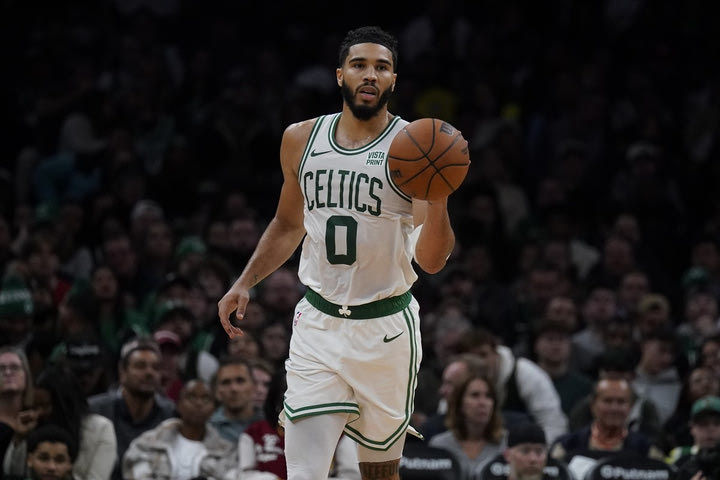 NBA, τα αποτελέσματα της βραδιάς: Οι Σέλτικς λύγισαν τους Πέισερς, εύκολα οι Νικς τους Τζαζ