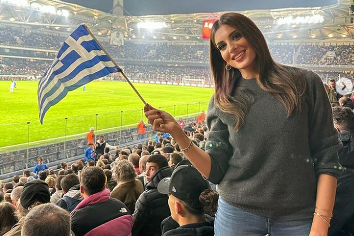 Ελλάδα – Γαλλία: Το ουρλιαχτό της Τσιμτσιλή για το γκολ του Μπακασέτα