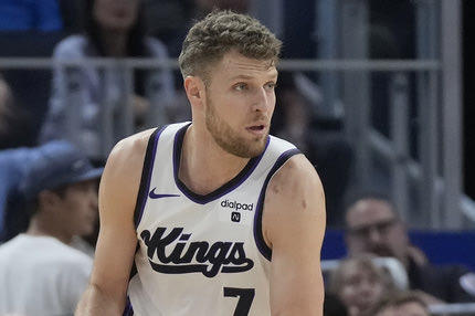 Μάβερικς – Κινγκς 113-129: Έκτη σερί νίκη για το Σακραμέντο με 30άρες από Σαμπόνις – Φοξ, σκόραρε στο τέλος ο Βεζένκοβ