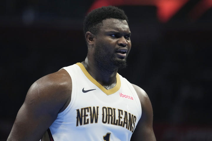 NBA τα αποτελέσματα της βραδιάς: Το δίδυμο Γουίλιαμσον – Ίνγκραμ καθάρισε για τους Πέλικανς, “40άρα” ο Μπούκερ για τους Σανς, νίκες για Νικς, Ράπτορς, Πέισερς