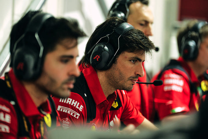 Σάινθ: “Πολύ διαφορετική η Ferrari του 2024, ο στόχος πρέπει να είναι οι τίτλοι”
