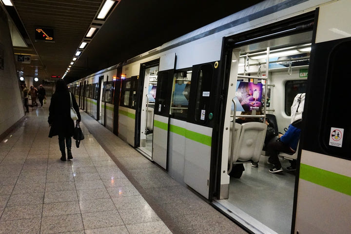 ΣΤΑ.ΣΥ για το επεισόδιο στο Μετρό: “Ομάδα 5-10 ατόμων άνοιξε πυροσβεστήρες, ενημερώθηκε η Αστυνομία”