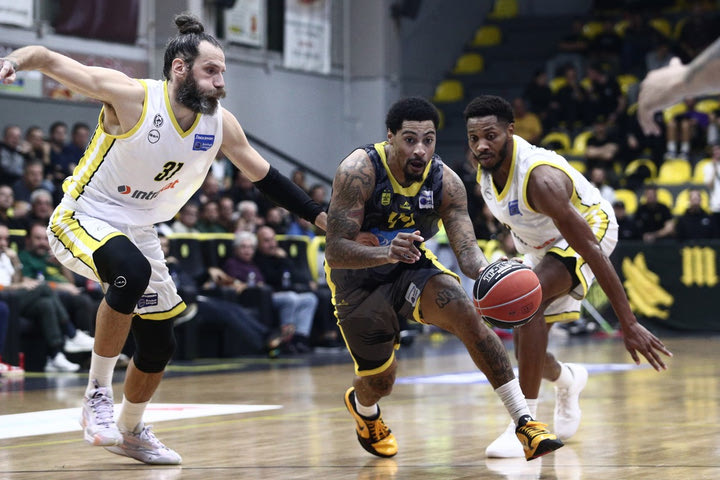 Μαρούσι – Άρης 84-89: Σπατάλησε το +21, στο τέλος όμως στάθηκε όρθιος στον Άγιο Θωμά